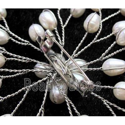 handmade brooch with freshwater pearl beads