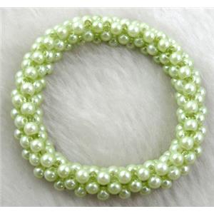 pearlized glass bracelet, stretchy, green, 10mm wide, 60mm dia, glass bead:4mm