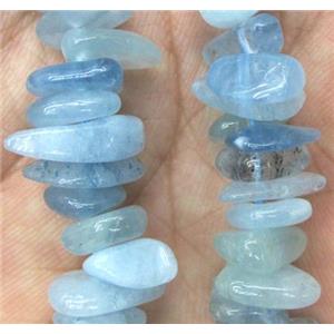 Aquamarine beads chips, freeform, approx 8-15mm, 15.5 inches