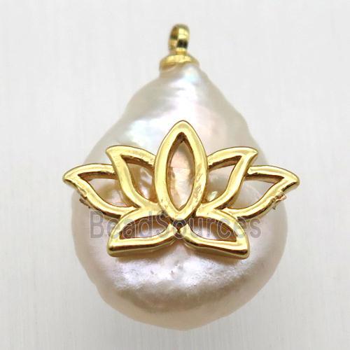 Natural pearl pendant with lotus