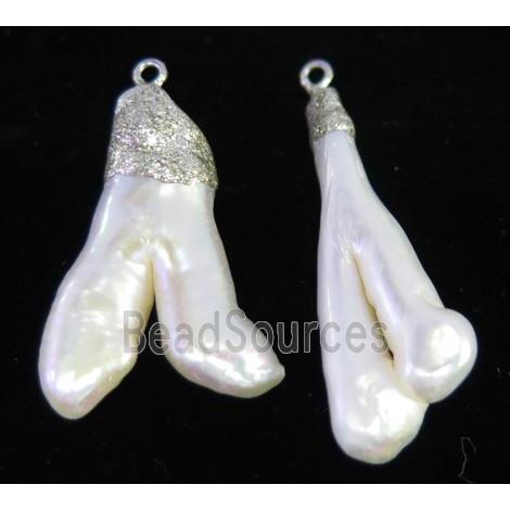 freshwater pearl pendant, white