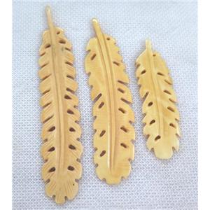 yellow cattle bone pendant without hole, feather, approx 18-65mm