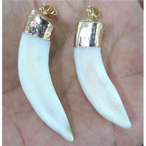 wolftooth pendant, horn, gold plated, approx 30-60mm