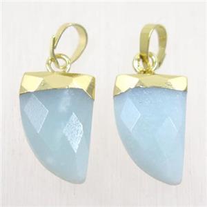 blue Aventurine horn pendants, gold plated, approx 10-15mm