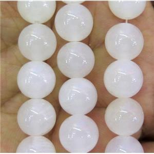 white jade bead, round, stabile, 14mm dia, 28pcs per st