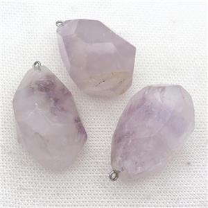 Amethyst pendant, freeform, approx 20-40mm