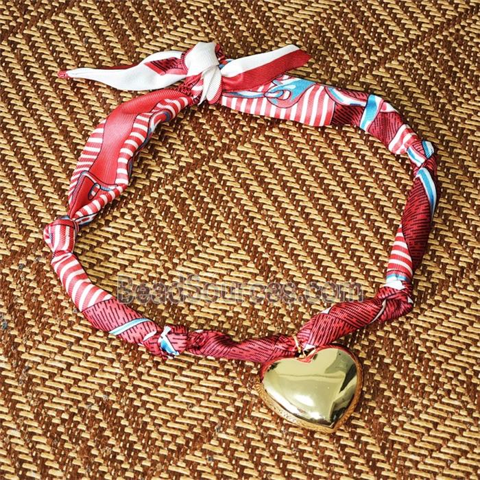 Polyester Fabric Necklace With Heart