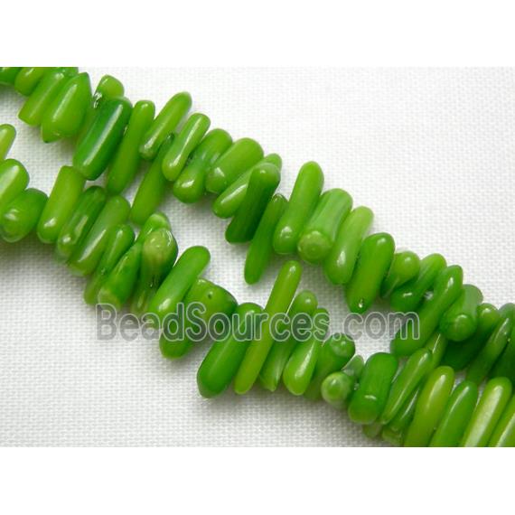 chip coral beads, dyed, green