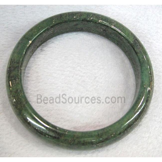 golden-spot green jasper bangle