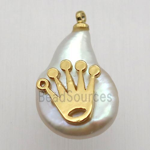 Natural pearl pendant with crown