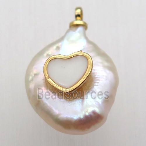 Natural pearl pendant with heart