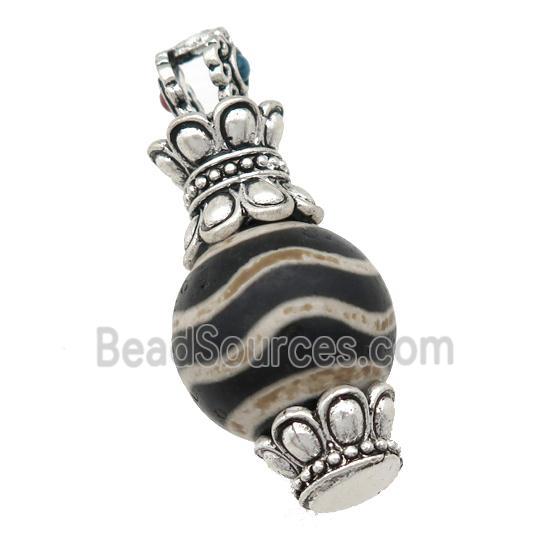 tibetan style Agate pendant, antique silver