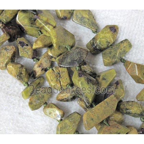 chrysoprase beads, chips