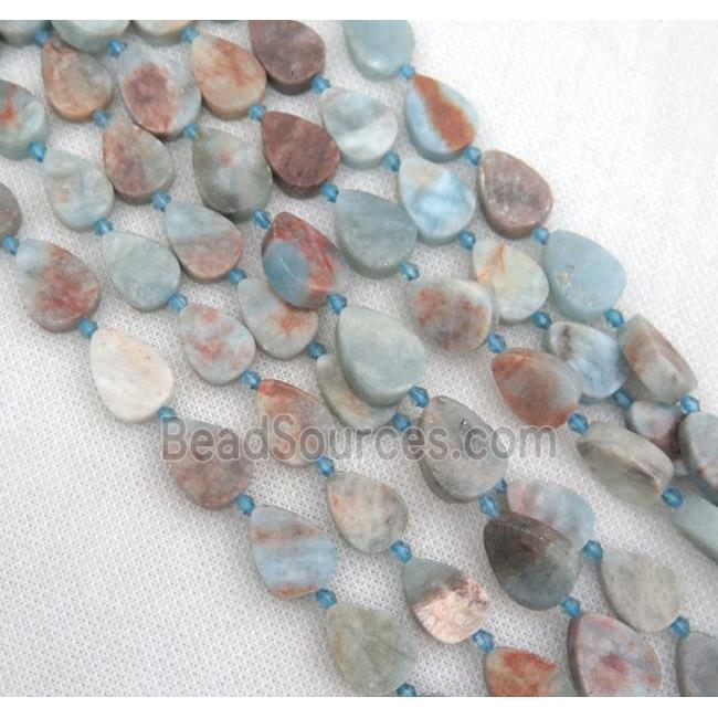 Aquamarine teardrop beads, blue