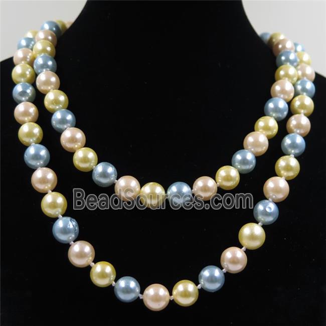 Pearlized Shell knoted necklace, round