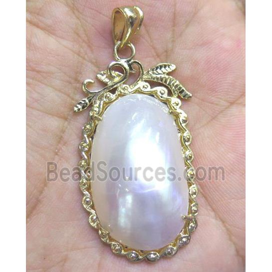 white shell pearl pendant, freeform