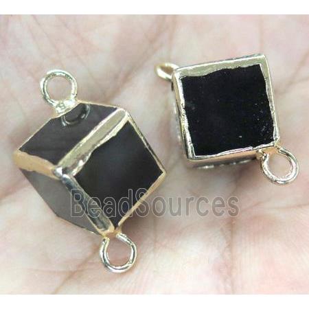 black onyx connector, cube