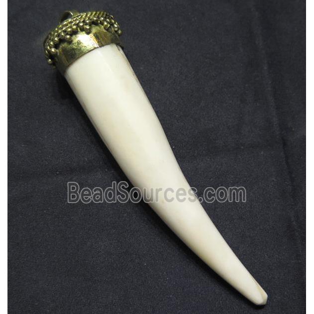 white cattle bone pendant, horn