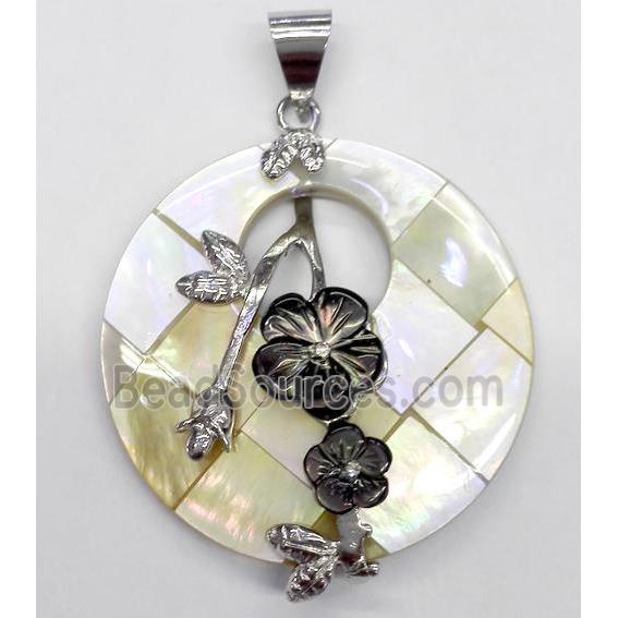 Paua Abalone shell pendant, round