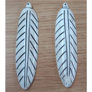 white cattle bone leaf pendant, approx 27-110mm