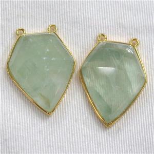 green Fluorite arrowhead pendants, gold plated, approx 20-25mm