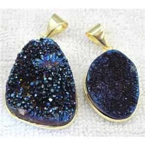 druzy quartz pendant. freeform, blue electroplated, approx 18-30mm